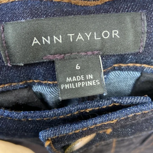 Jean - Picture 3 of 3